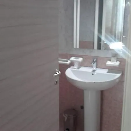 Apartment Camera B&B Hotel