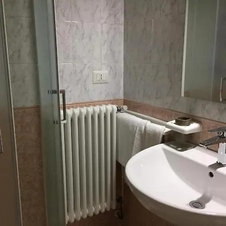 Camera B&B Hotel Apartment